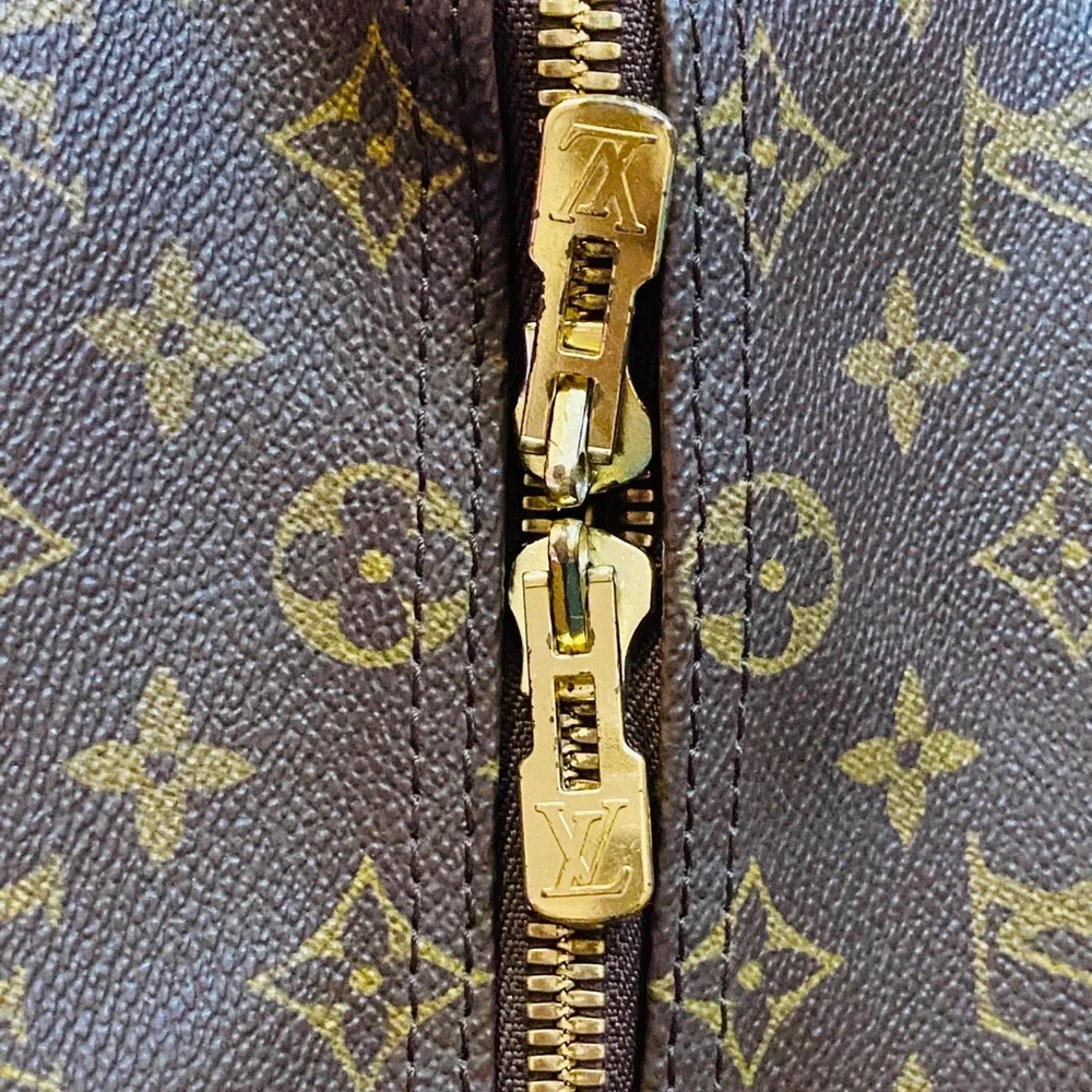 🔥‼️🔥Auth Louis Vuitton Keepall 45 Gym Duffel - Picture 12 of 14